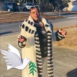 Meet your Posher, Martha